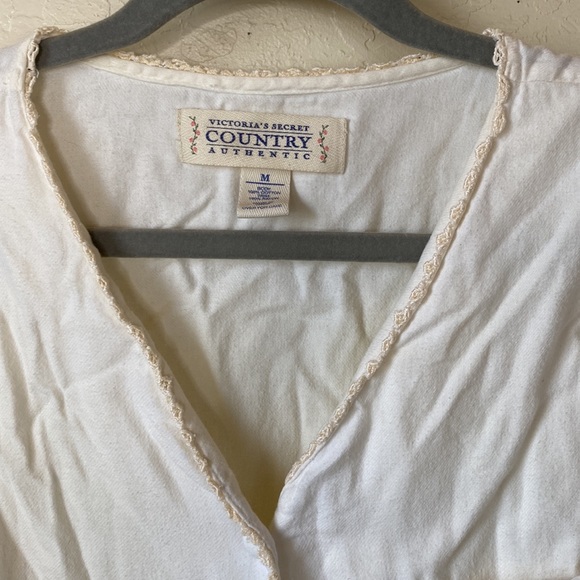 Victoria’s Secret country, authentic cotton button down pajama shirt 100% cotton - Picture 2 of 3